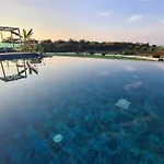 Eva Luxury * לאצ'י