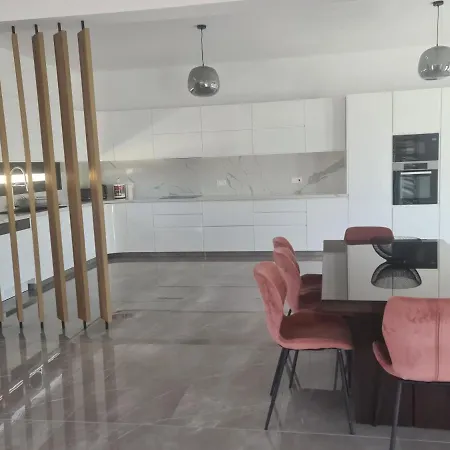Villa Eva Luxury Lachi
