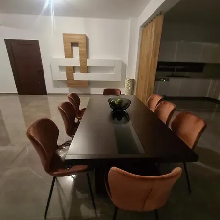 Eva Luxury Villa Lachi