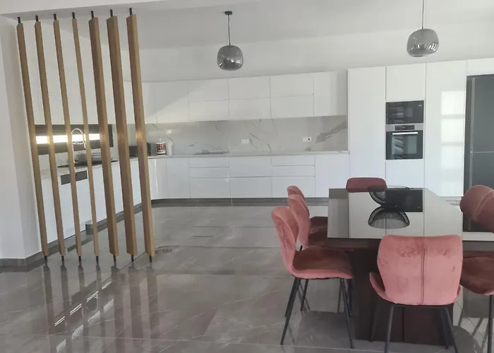 Vila Eva Luxury Lachi